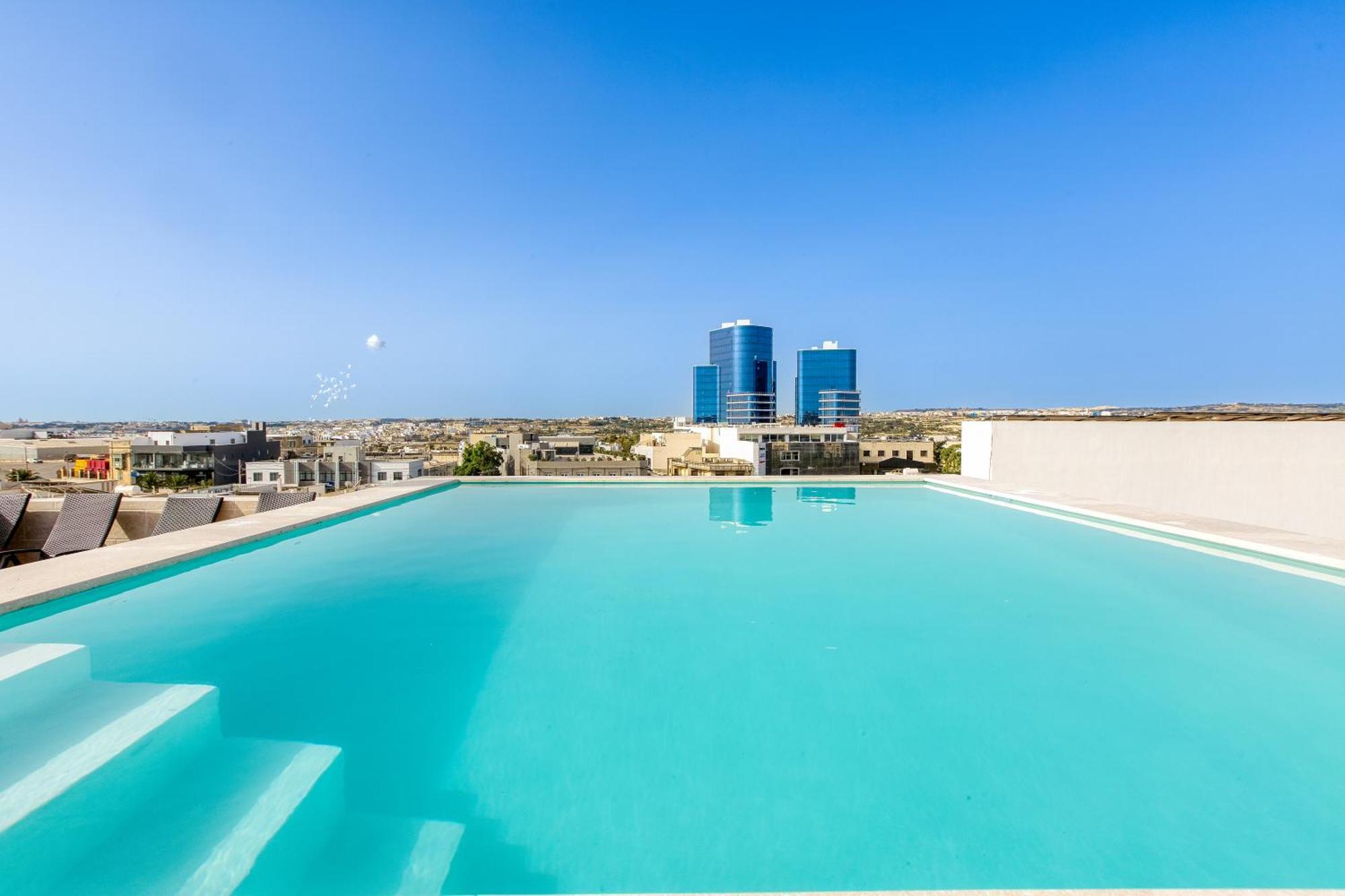 Annitchka Mansions - Penthouse In Central Malta Birkirkara Extérieur photo